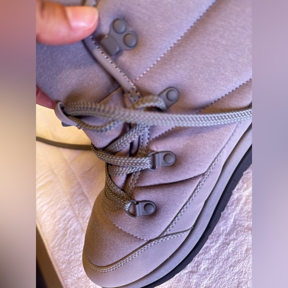 Cloudsteppers by Clarks Cabrini Cove Dark Grey boots winter comfy Women’s 9 W - Picture 12 of 16